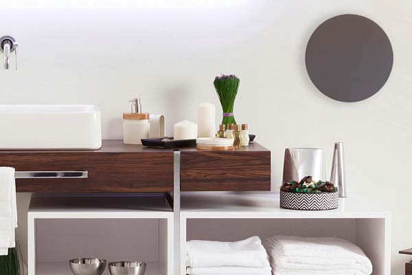 Termoarredi - Modello Cuzco - L'igiene in bagno parte dal termoarredo. 4 Scaldasalviette elettrico Cuzco HOM dettaglio finiture
