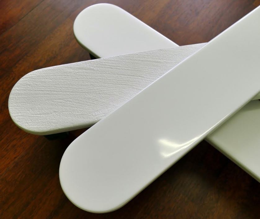 Radiatori design made in Italy HOM in finitura Resina Bianco per bagno di lusso